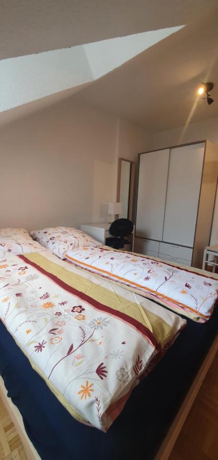 Privat Zimmer In Bad Homburg Bei Kurhaus 바트 홈부르크 포어 데어 회에 외부 사진